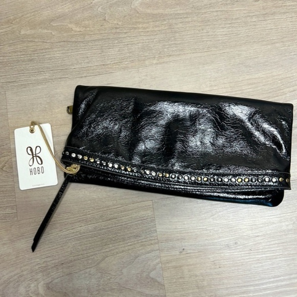 HOBO Zeal Zip Clutch in black, NWT - Picture 7 of 8